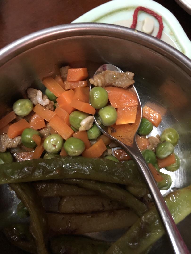 刀豆烧土豆-不是肉却比肉更好吃，做法太简单了，一看就会，上了桌大家抢着吃！