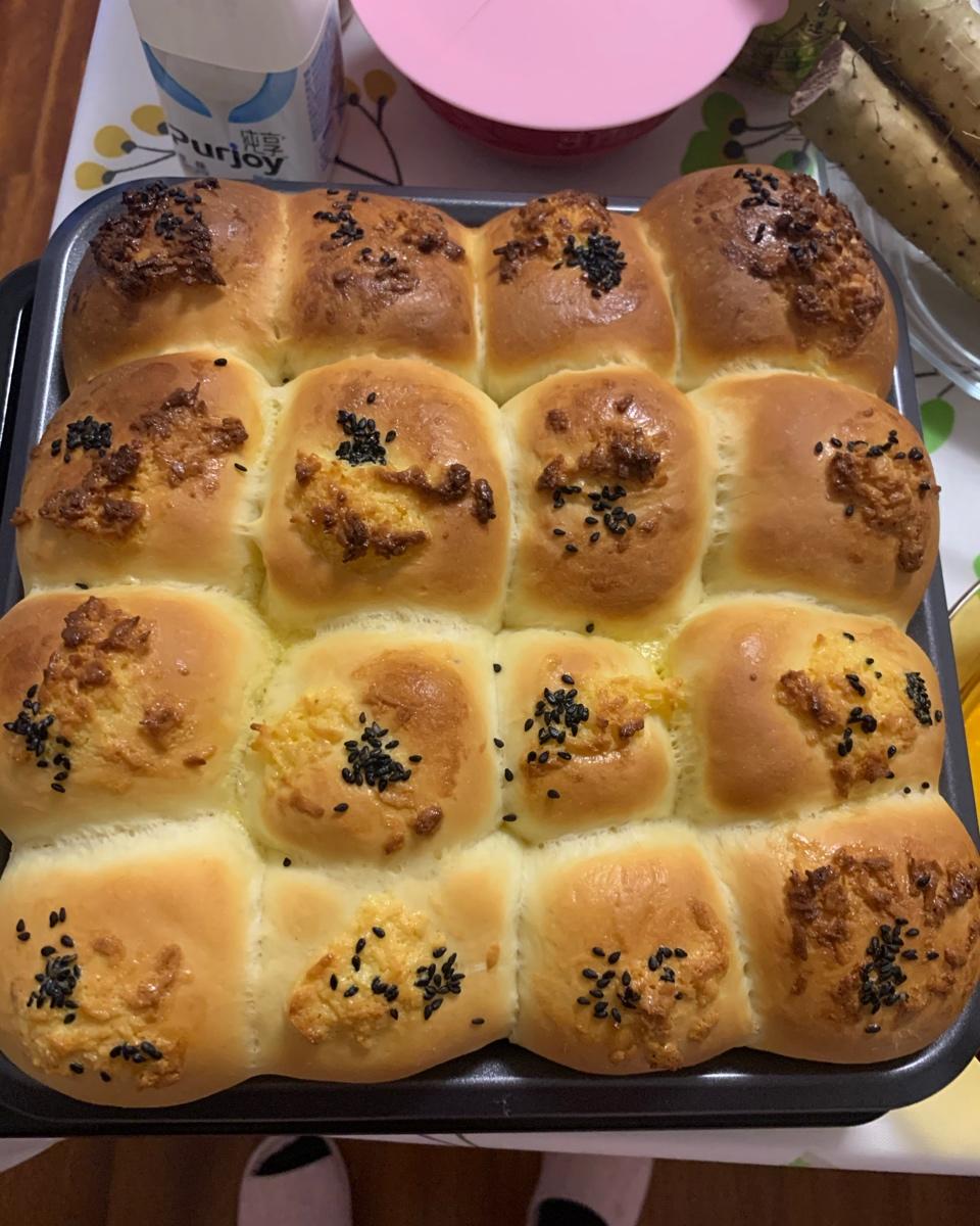 椰蓉奶香小餐包