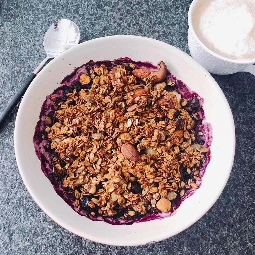 黄桃蓝莓燕麦脆丨健康·三餐