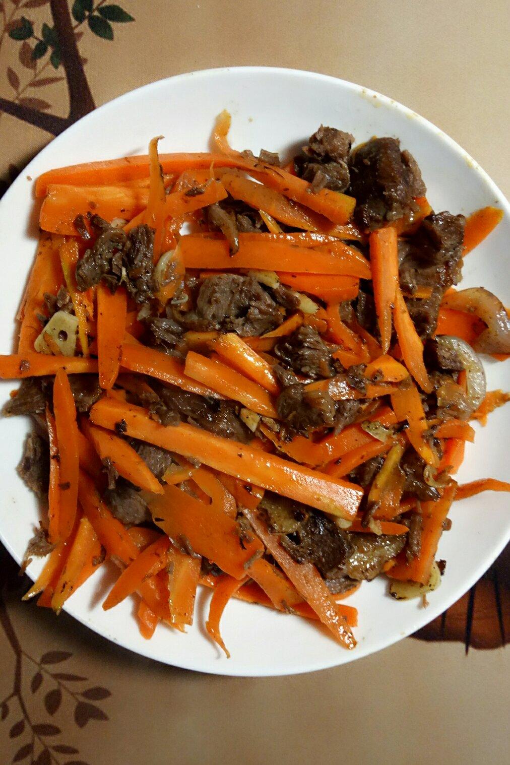 胡萝卜烧牛肉用什么牛肉