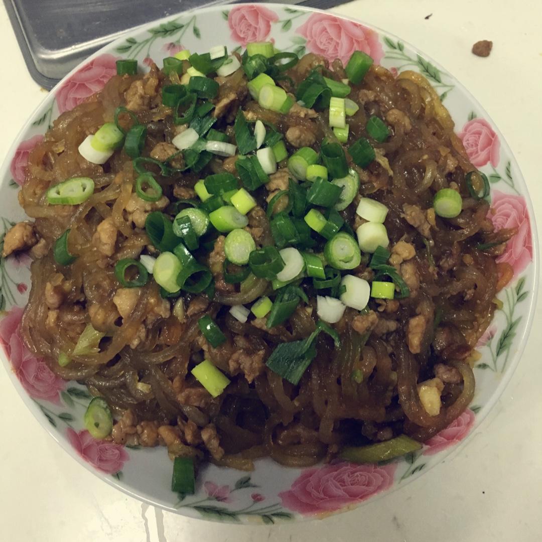 蚂蚁上树（红薯粉）