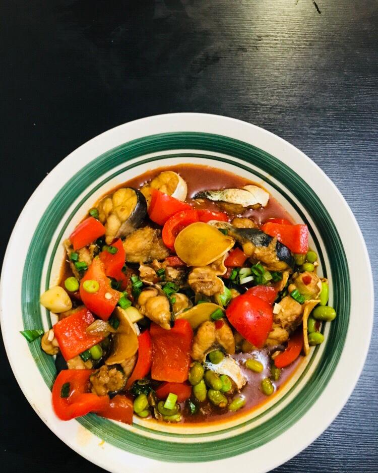豆腐烧鲢鱼
