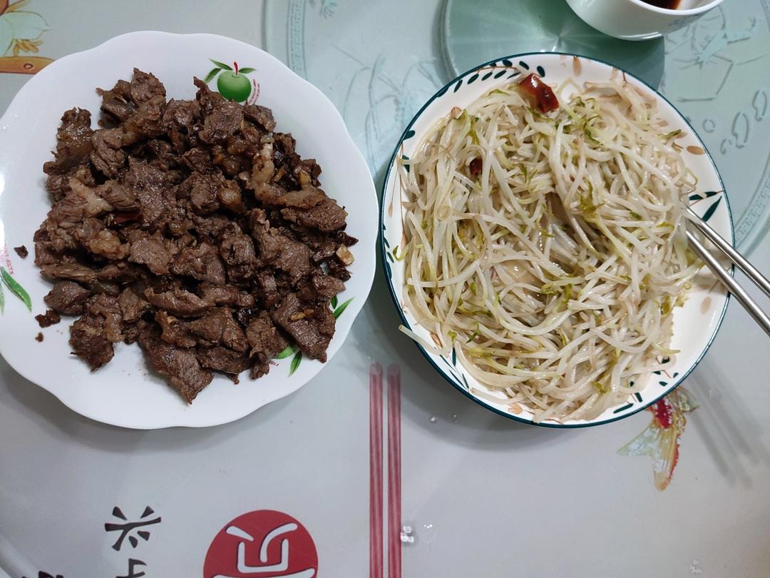 炝炒绿豆芽