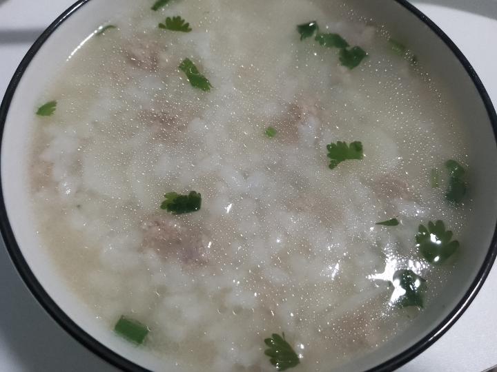 嫩滑青菜瘦肉粥
