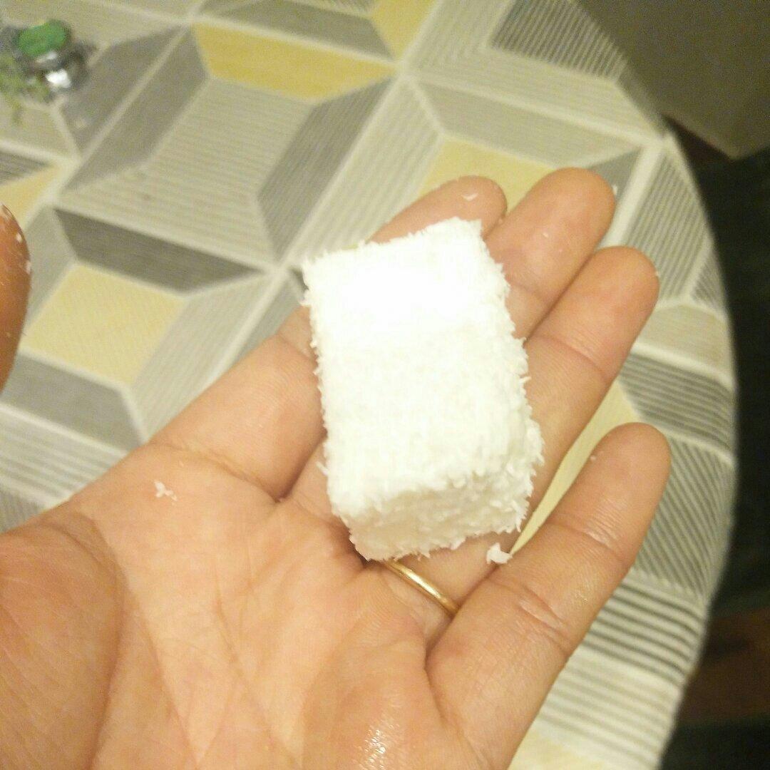 椰蓉椰汁糕