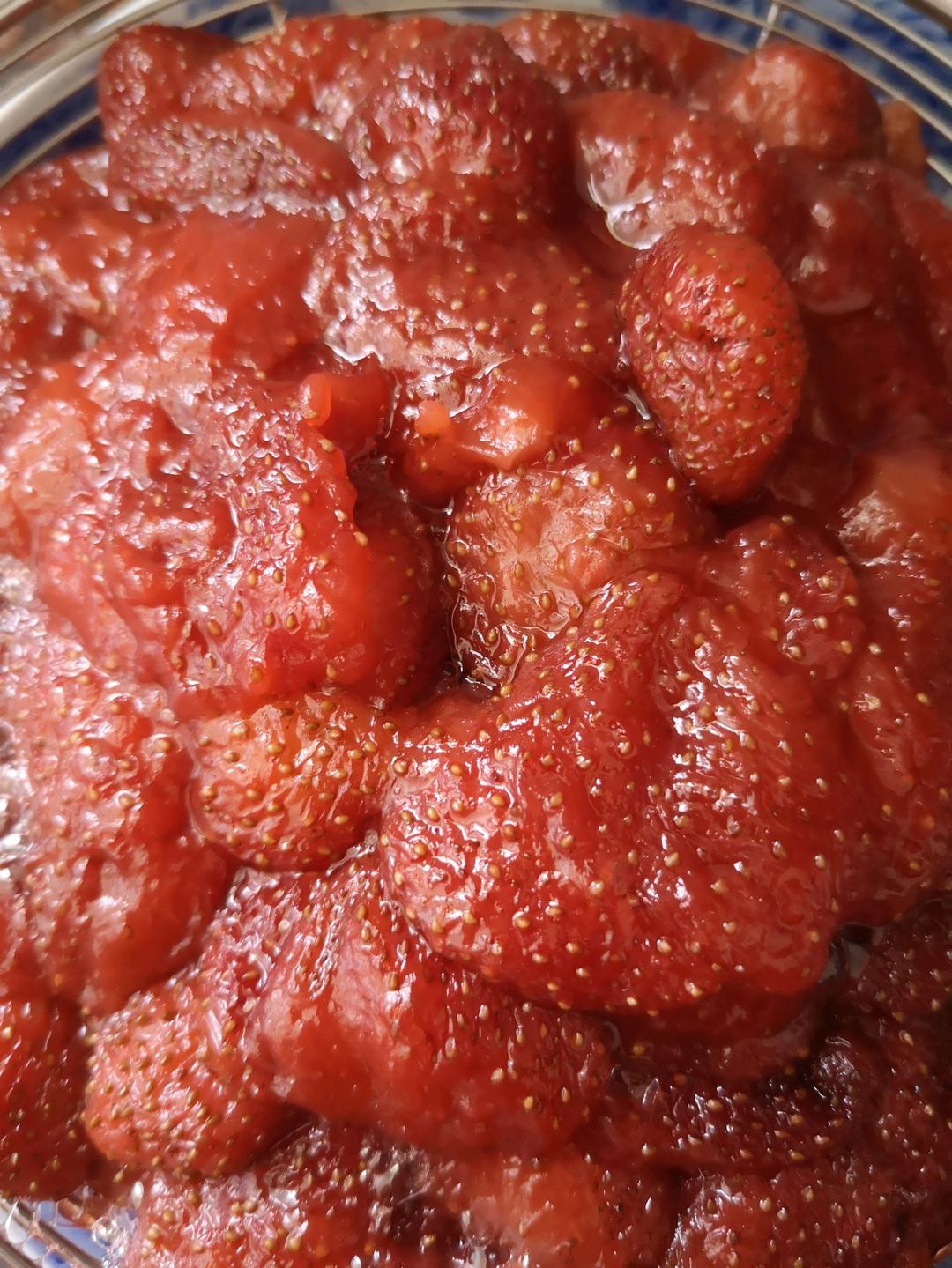 《Tinrry下午茶》番外篇-满满果肉的草莓果酱