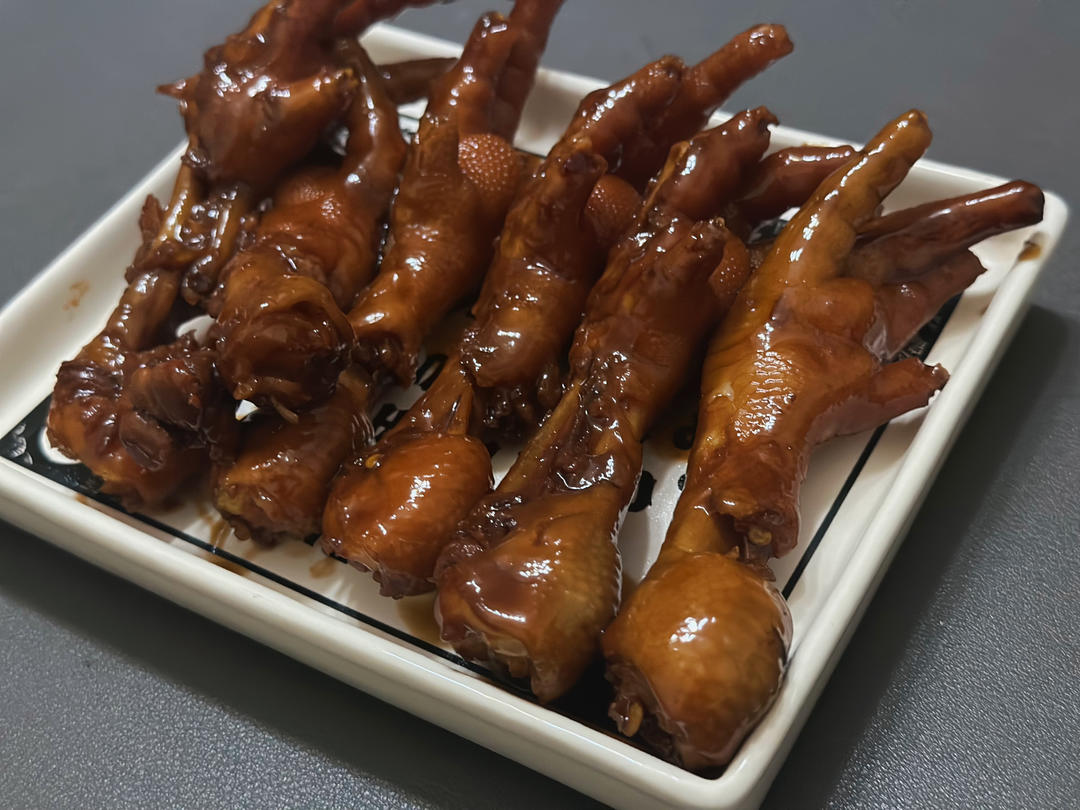 “销魂”卤鸡爪