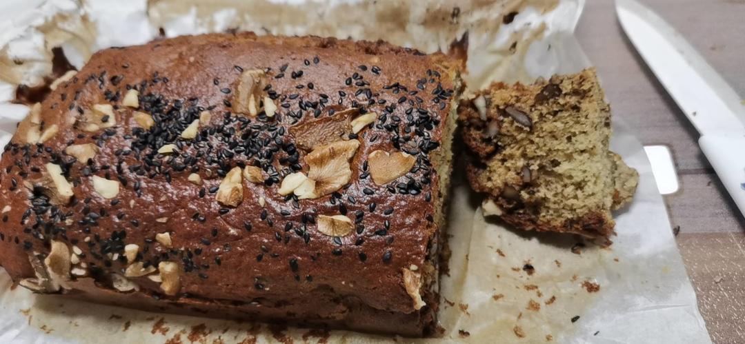 香蕉核桃蛋糕（低油少糖健康版）