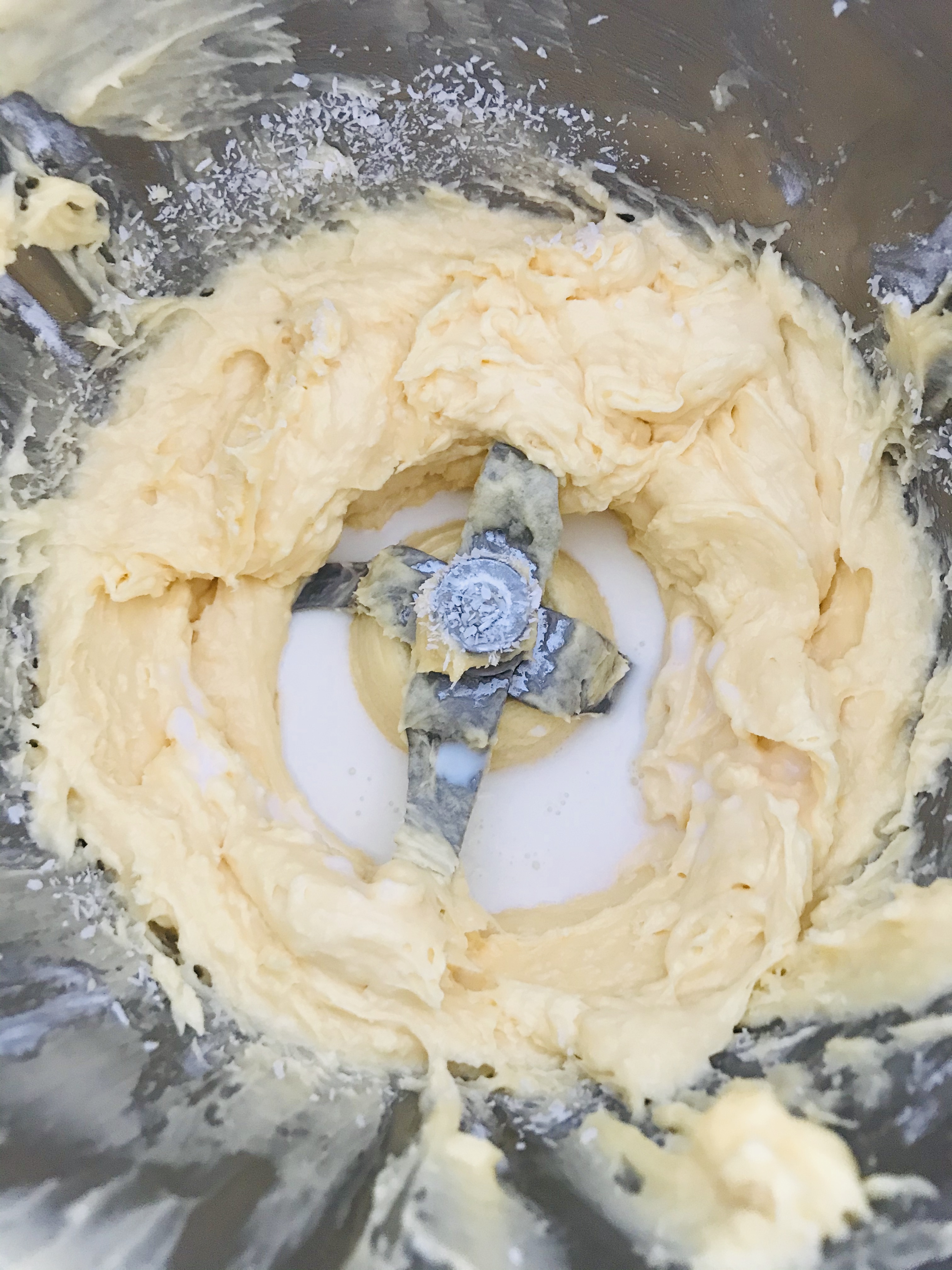 椰蓉奶油磅蛋糕-小美版的做法 步骤4