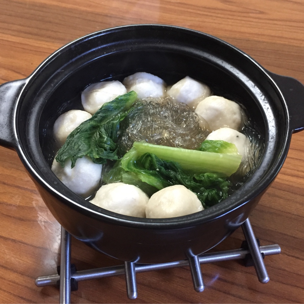 砂锅白菜鱼丸粉丝汤