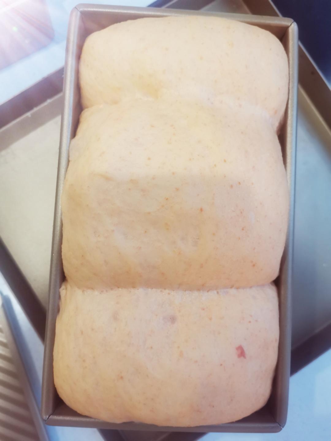 奶香胡萝卜吐司