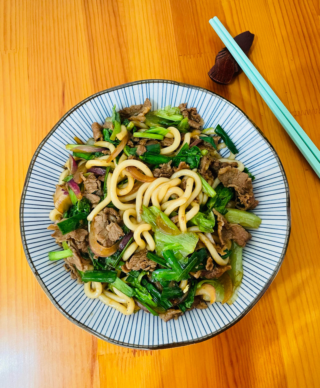 牛肉炒乌冬
