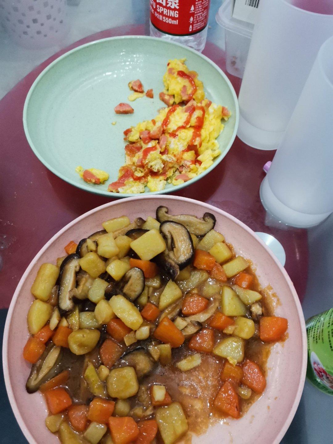 红烧土豆胡萝卜香菇