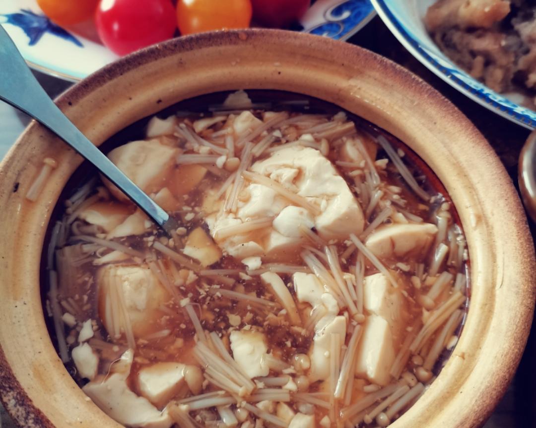 金针菇烧豆腐