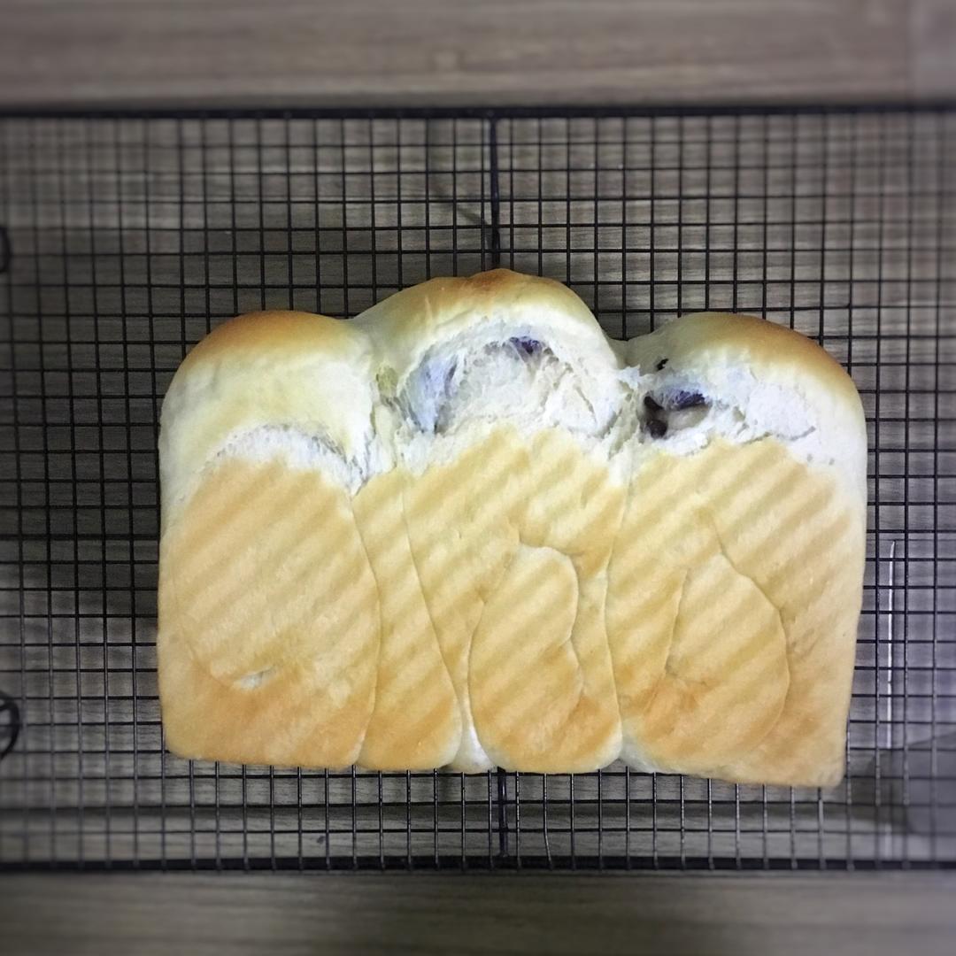 好吃的蜜红豆吐司