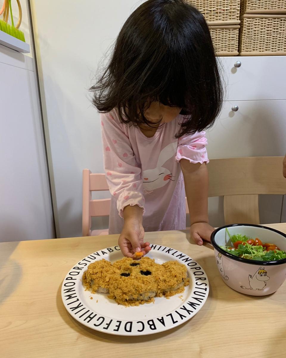 哄娃人气早餐【咸蛋黄肉松饭团】泰迪版-每天都是六一节