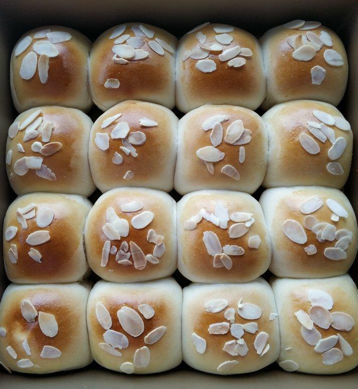 蜂蜜酸奶小餐包