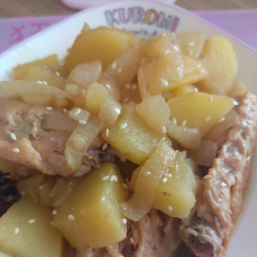 土豆炖鸡翅（快手零失败）
