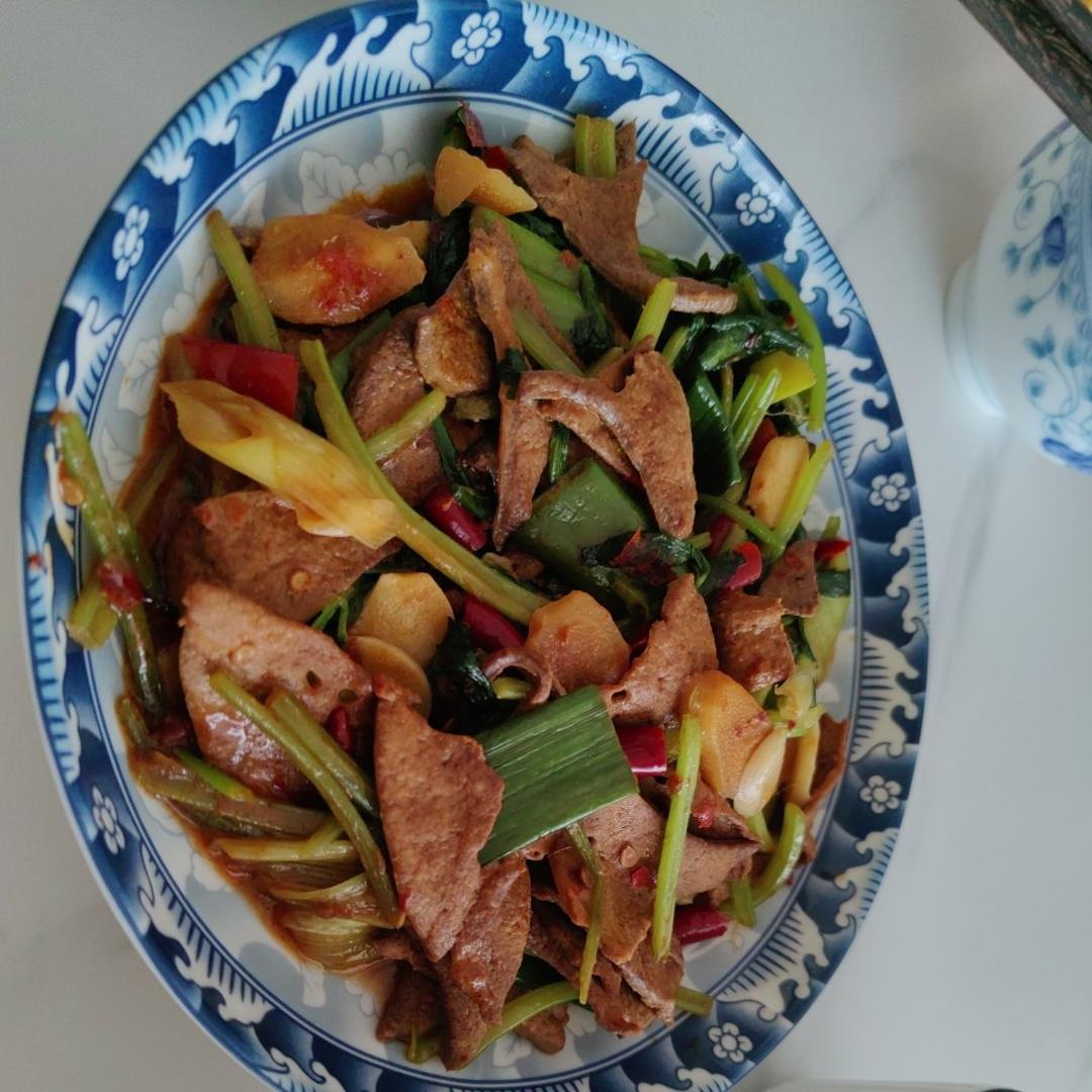 泡椒炒猪肝