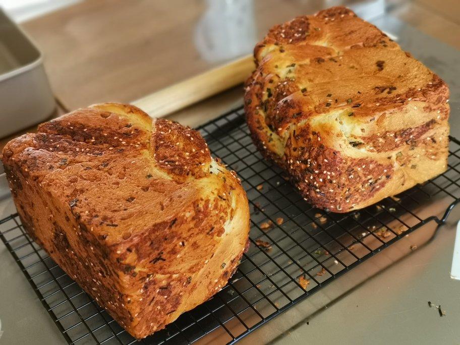 料多多系列---肉松吐司