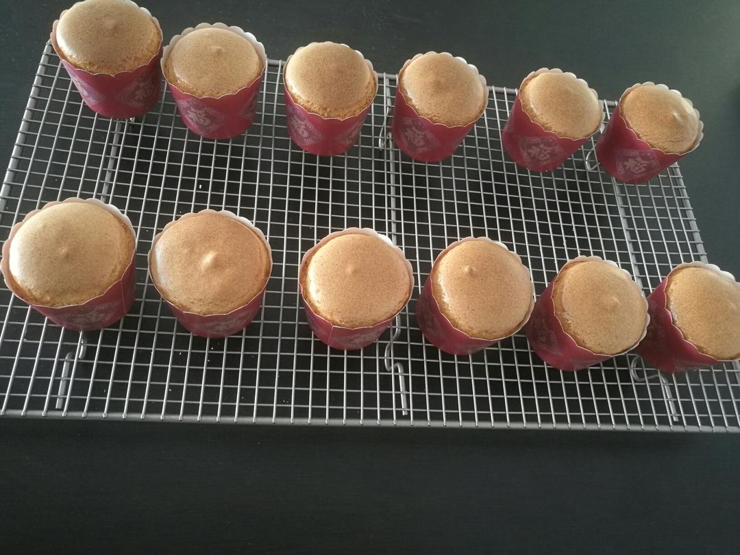 不塌不皱的光滑圆润版纸杯戚风（内含减糖版宝宝可吃）