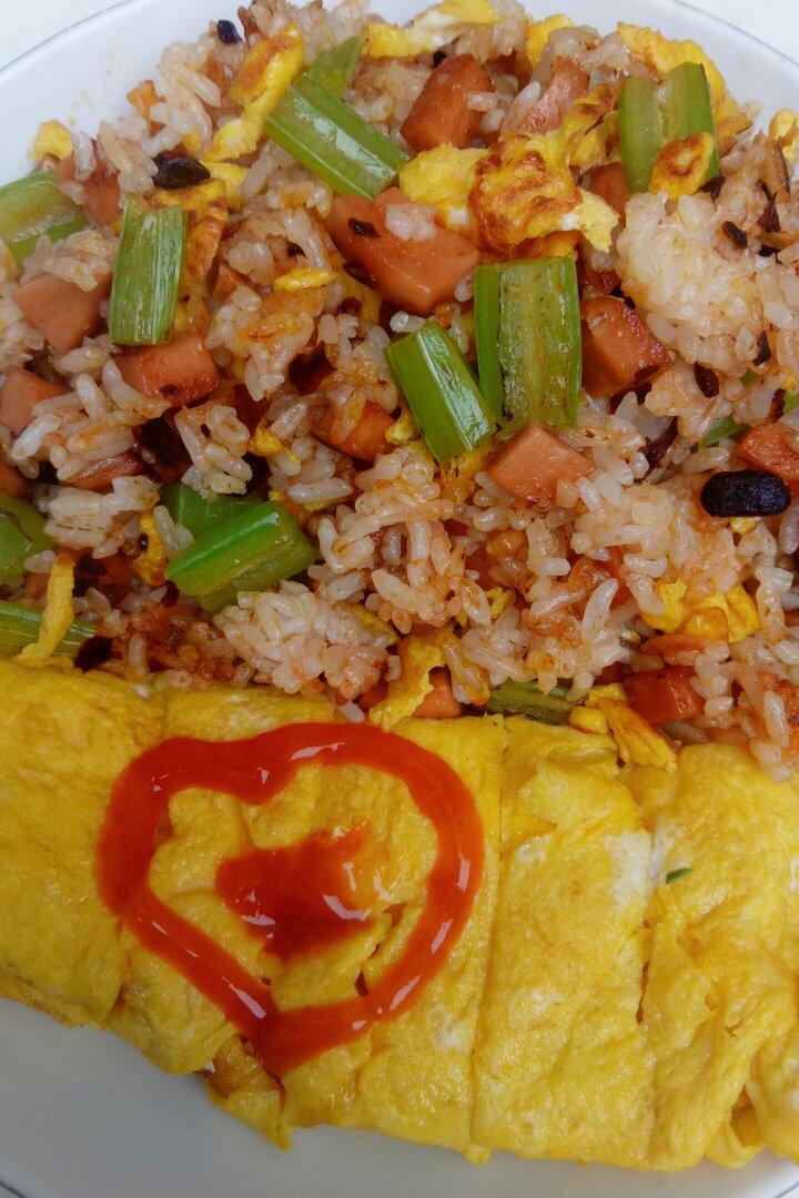 火腿蛋炒饭