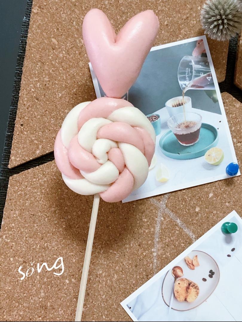 粉色棒棒糖少女心馒头