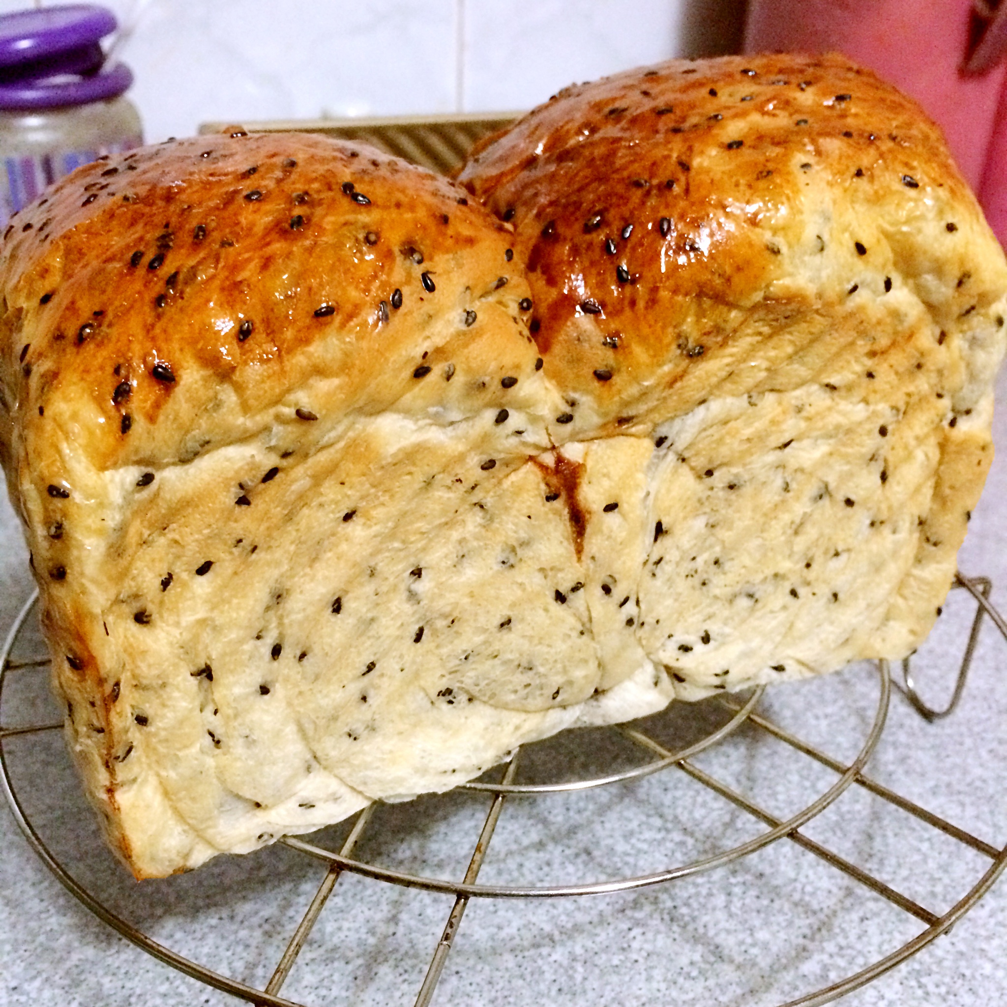 爆发力巨好的Q弹【麻糬吐司】（附超详尽吐司制作整形过程）