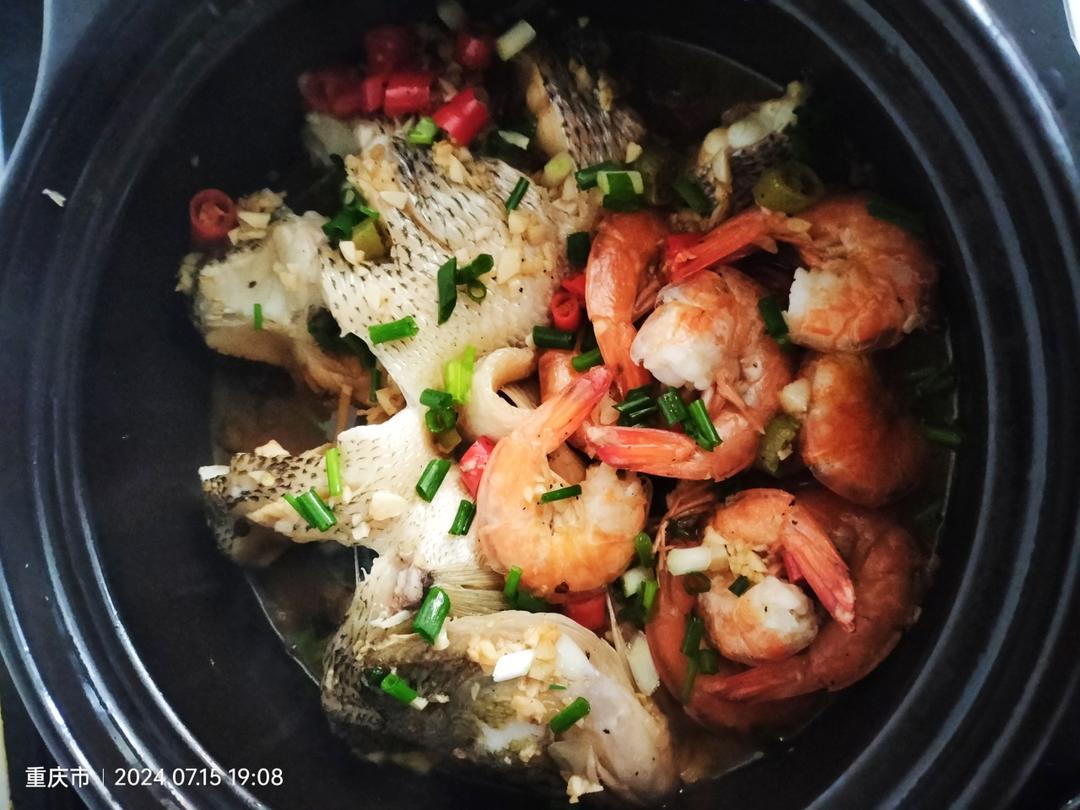 鲜虾鲈鱼煲(鲜掉眉毛)