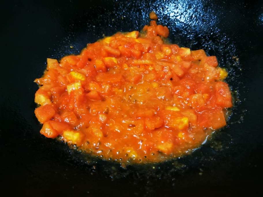 酸汤肥牛金针菇，开胃祛寒的做法 步骤5