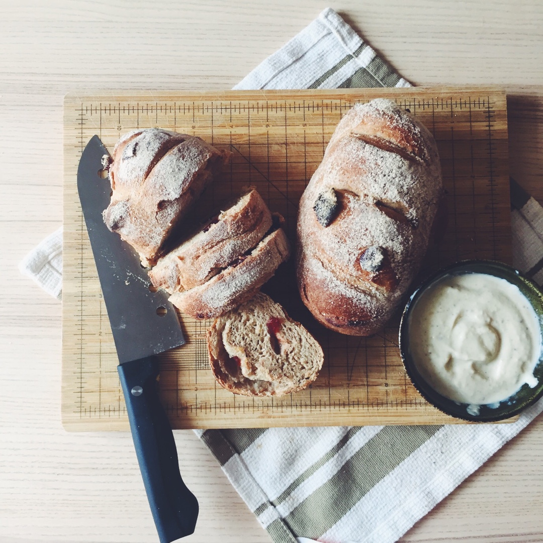 全麦蔓越莓软式欧包（免揉）