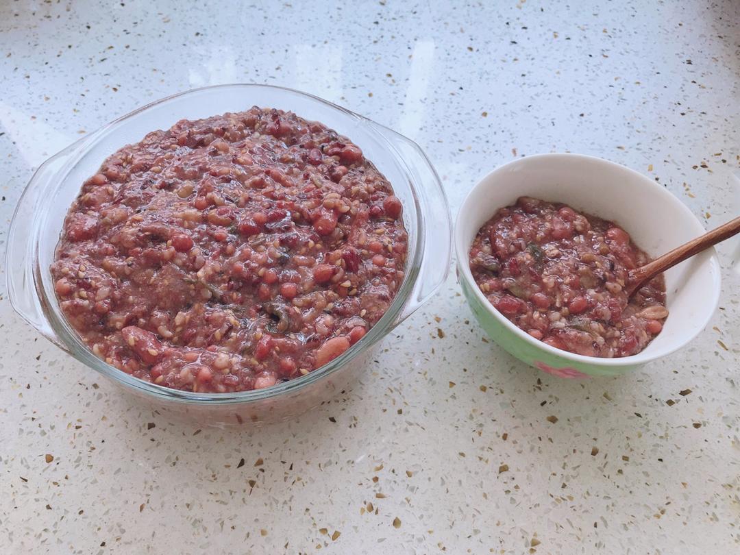 豆浆杂粮粥（别名：回归正轨粥）丨健康·三餐