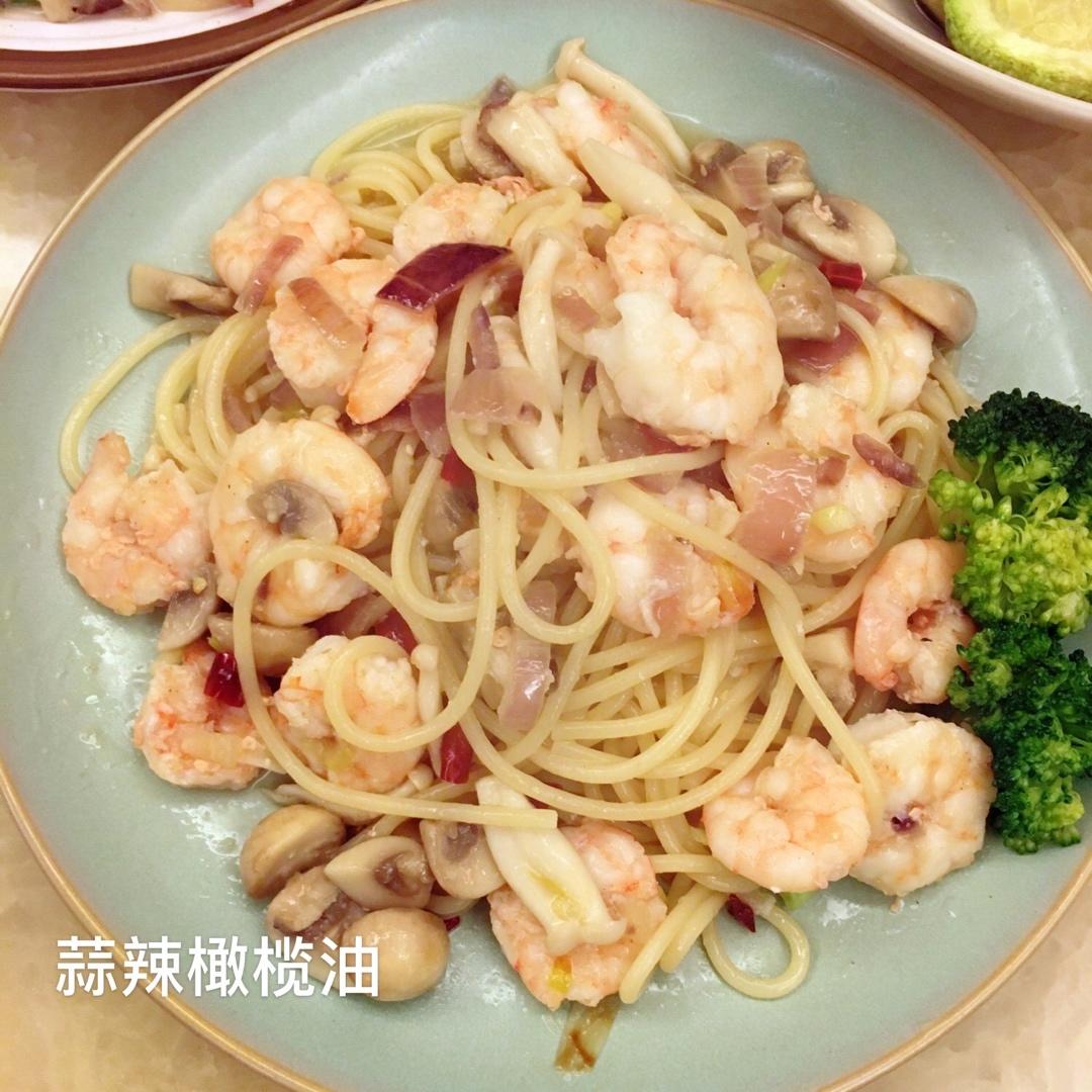 干煸大蒜油辣意面