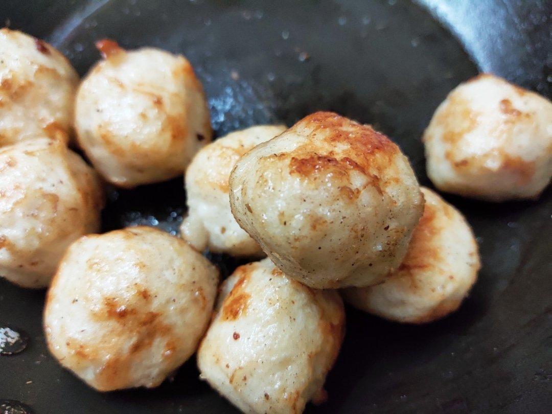 香煎墨鱼丸(烧烤般口味)