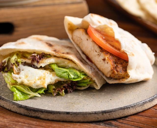 【口袋饼】学会这种口袋饼,轻松做出肉夹馍!的做法