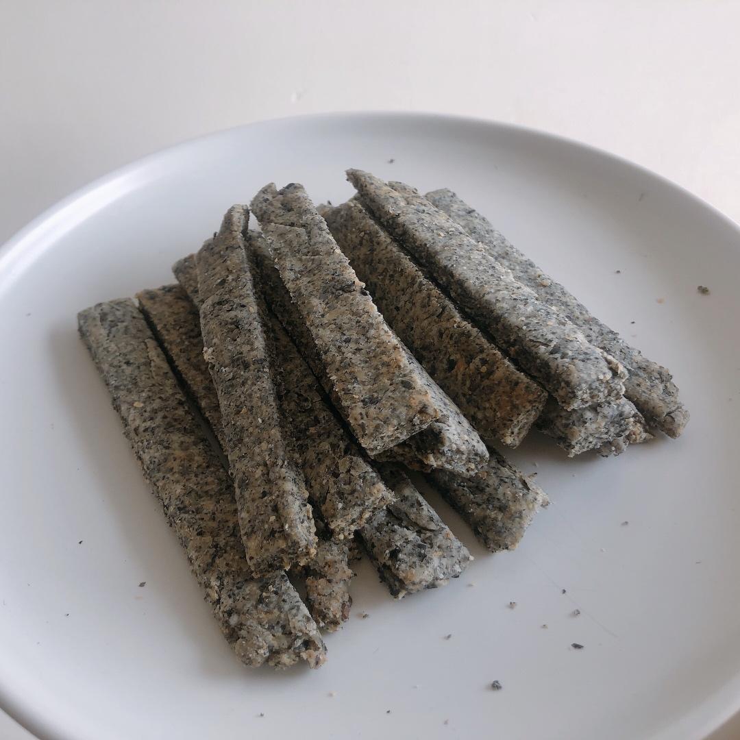 黑芝麻全麦饼干