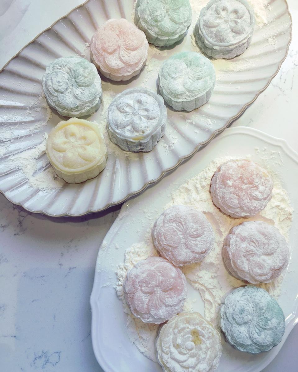 好吃到哭的冰皮月饼（细腻绿豆沙/榴莲）