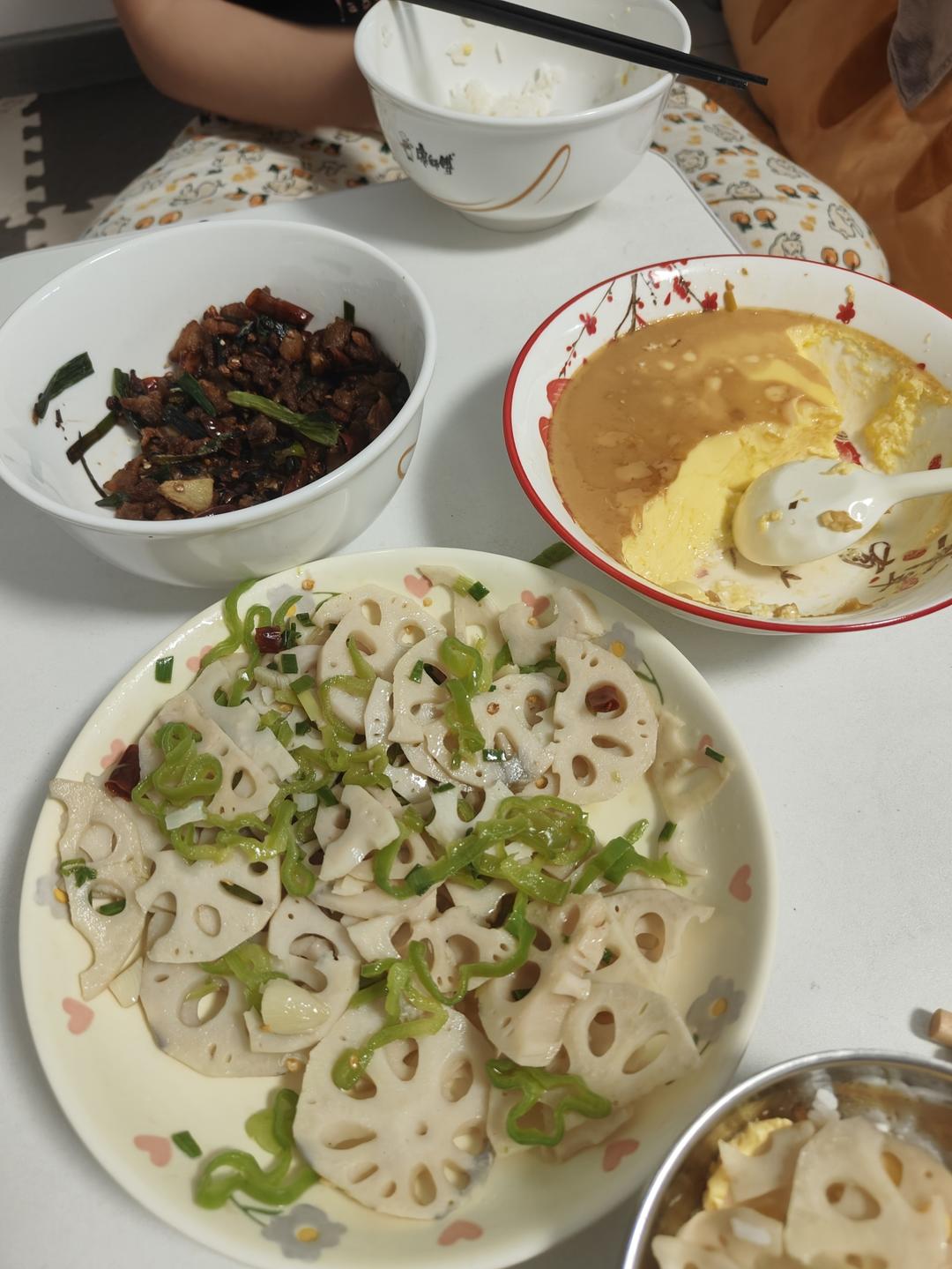 怎么炒，炒出来不发黑的香脆炒藕片