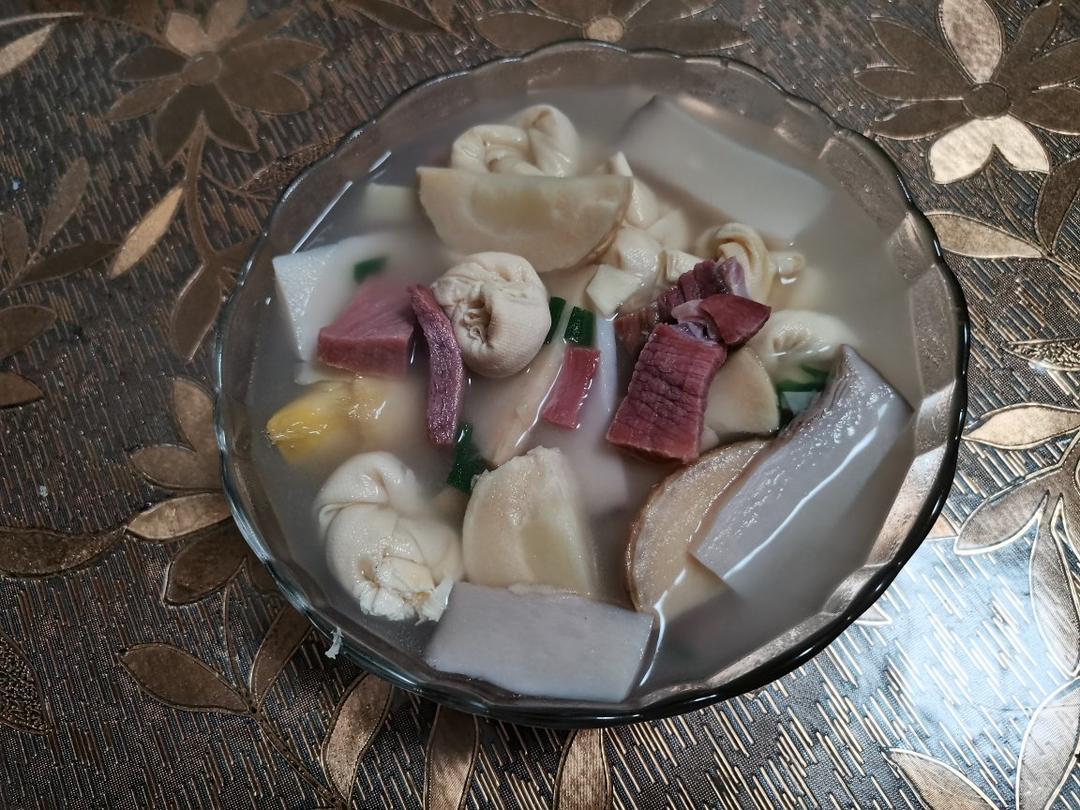 鲜掉眉毛的上海腌笃鲜