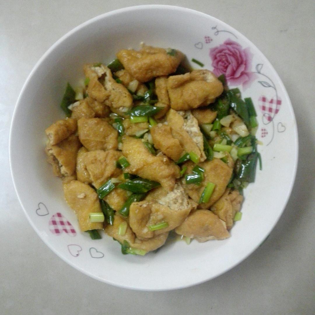 青椒炒油豆腐