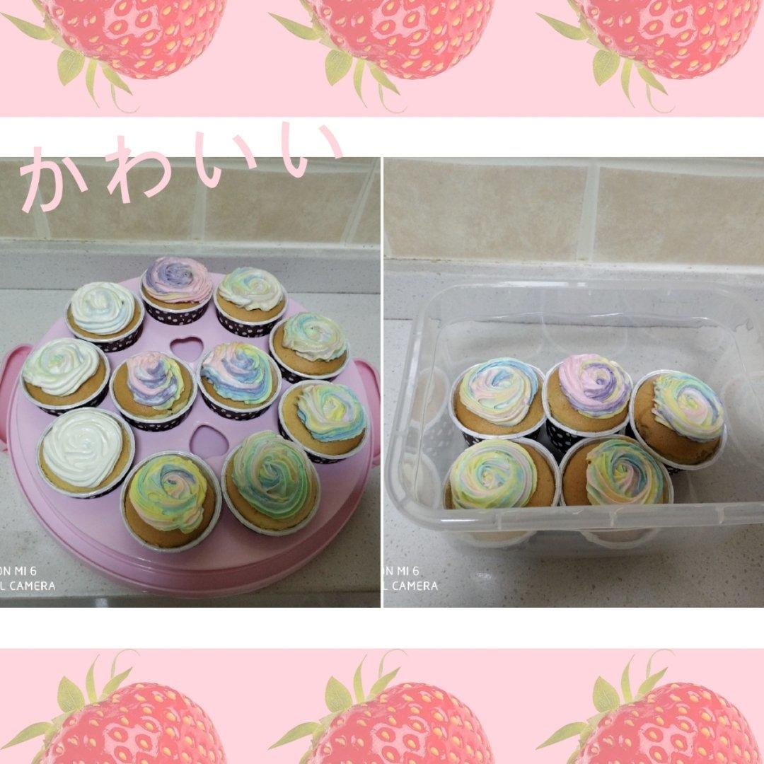 蛋香十足の海绵杯子蛋糕，伴手礼好选择。