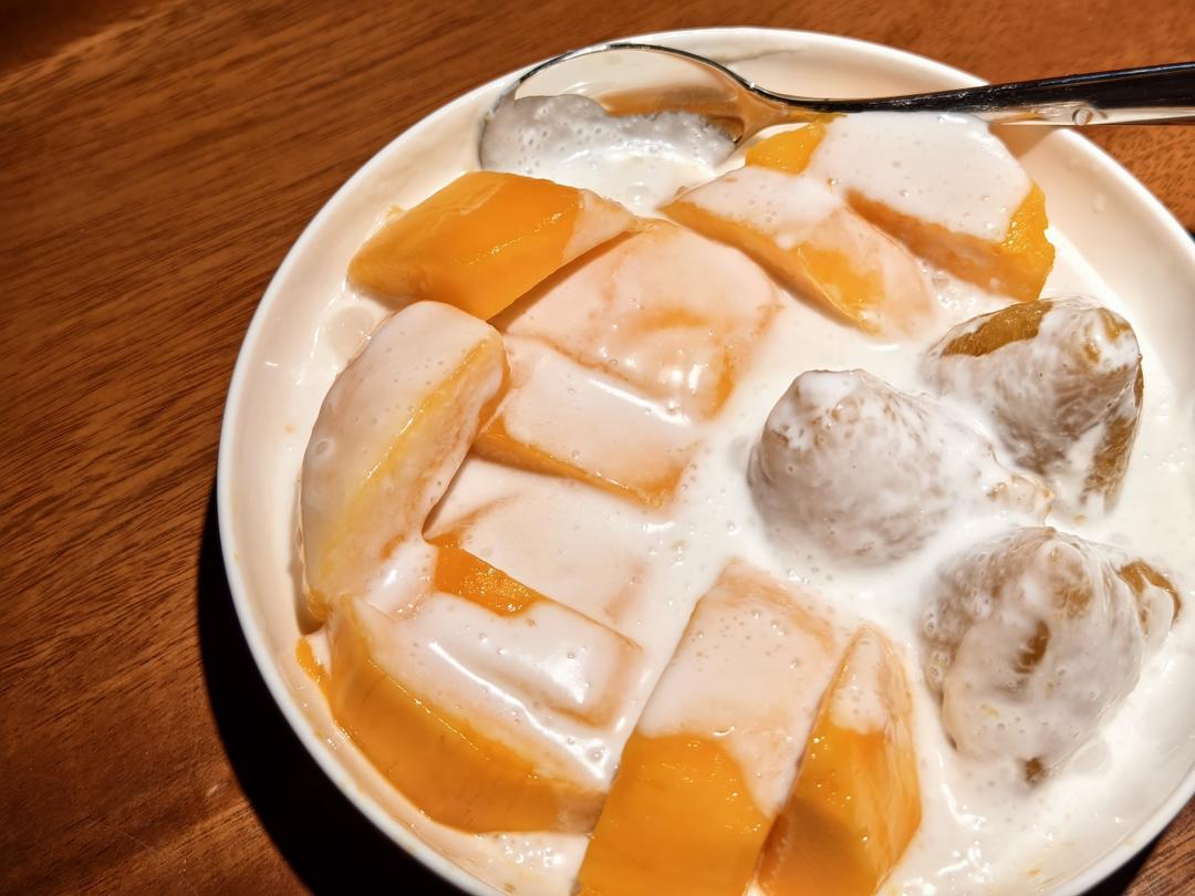 粽子版本的芒果糯米饭