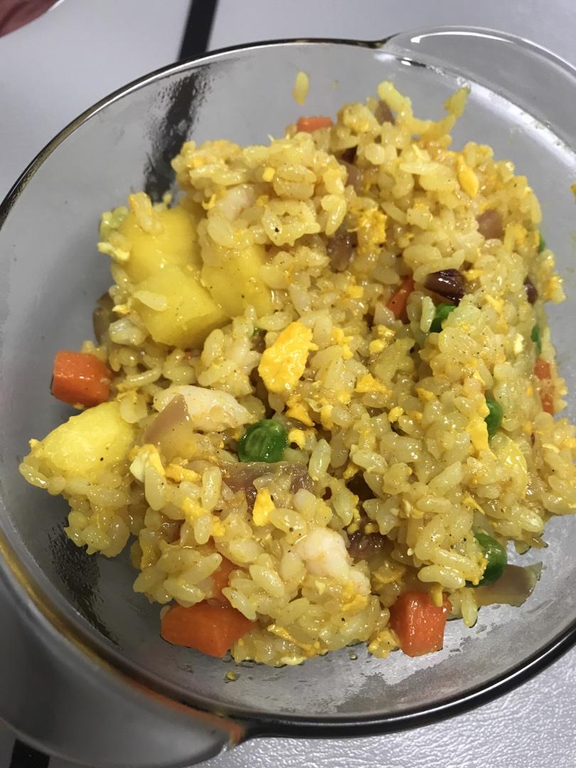 菠萝炒饭