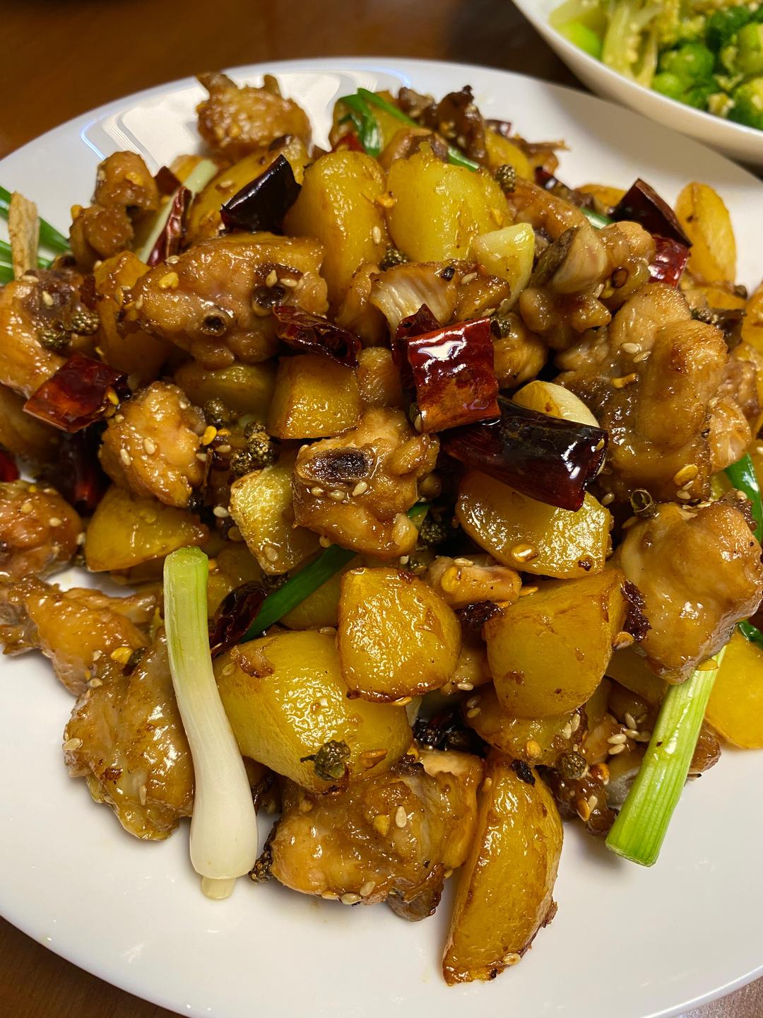 米饭绝配❗麻辣过瘾巨好吃的土豆辣子鸡块~
