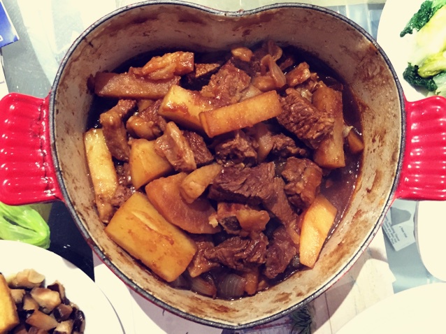 韩国料理——炖牛肉(갈비찜)