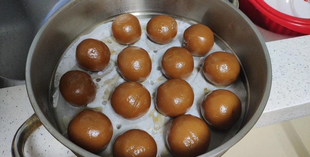 宁波特色小吃---灰汁团