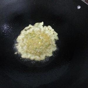 烙豆腐鱼饼的做法 步骤7