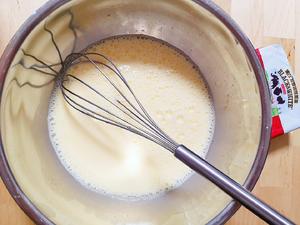 简单香甜的烤蛋奶吐司布丁的做法 步骤4