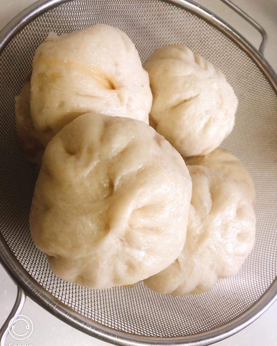 白萝卜芹菜肉包子（揉面包包子有小视频）