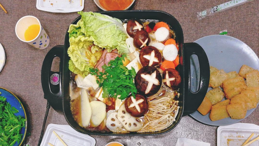 寿喜烧（日式牛肉锅）